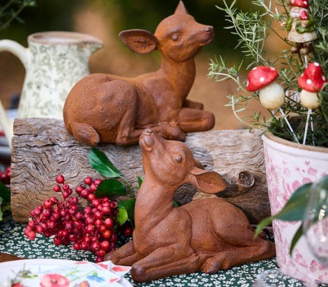 Rustic Metal Deer Statue – Vintage Farmhouse Outdoor Lawn Decor, Resting Fawn Sculpture Yard Art