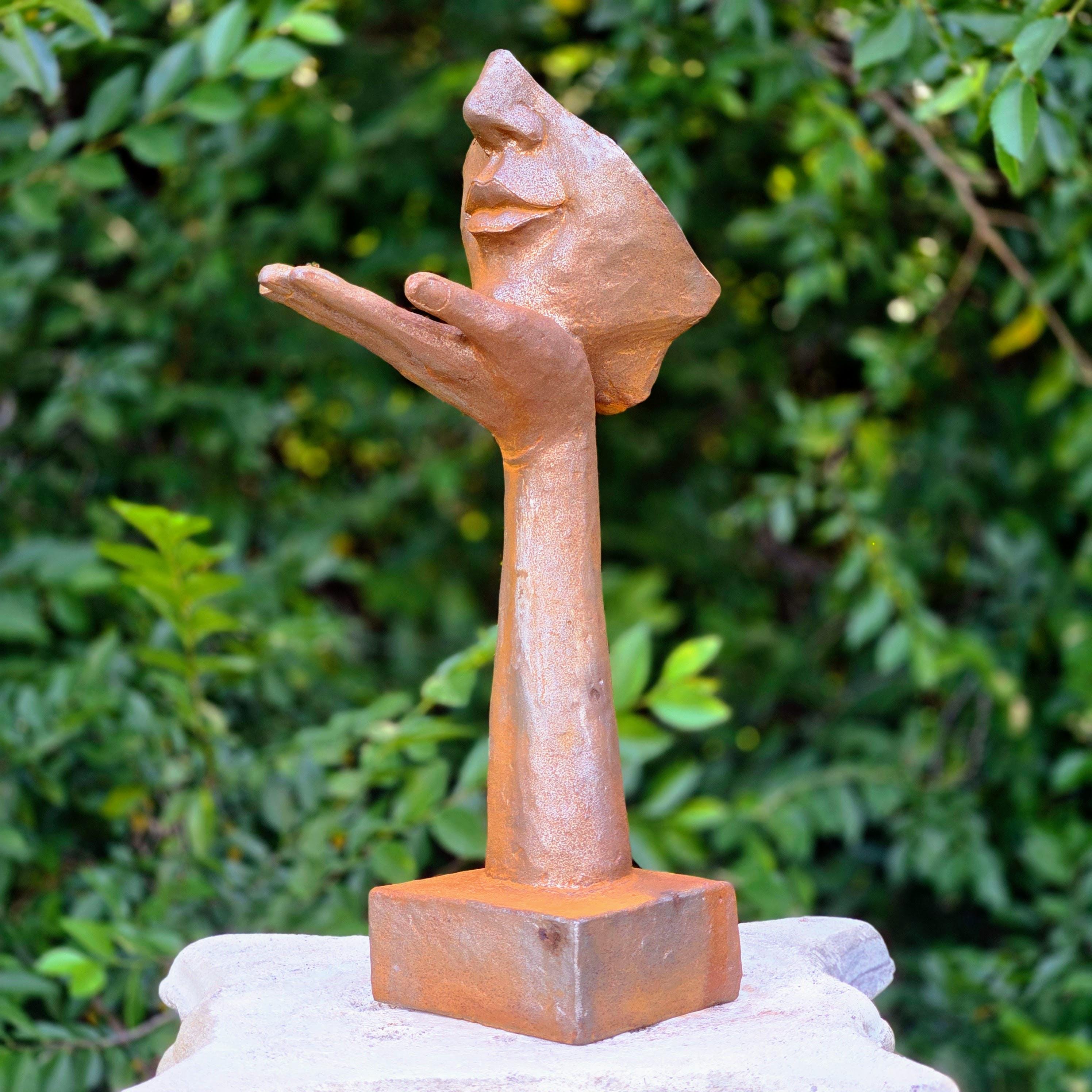 Abstract Metal Face Sculpture – Rustic Garden Statue, Artistic Hand Gesture Figurine
