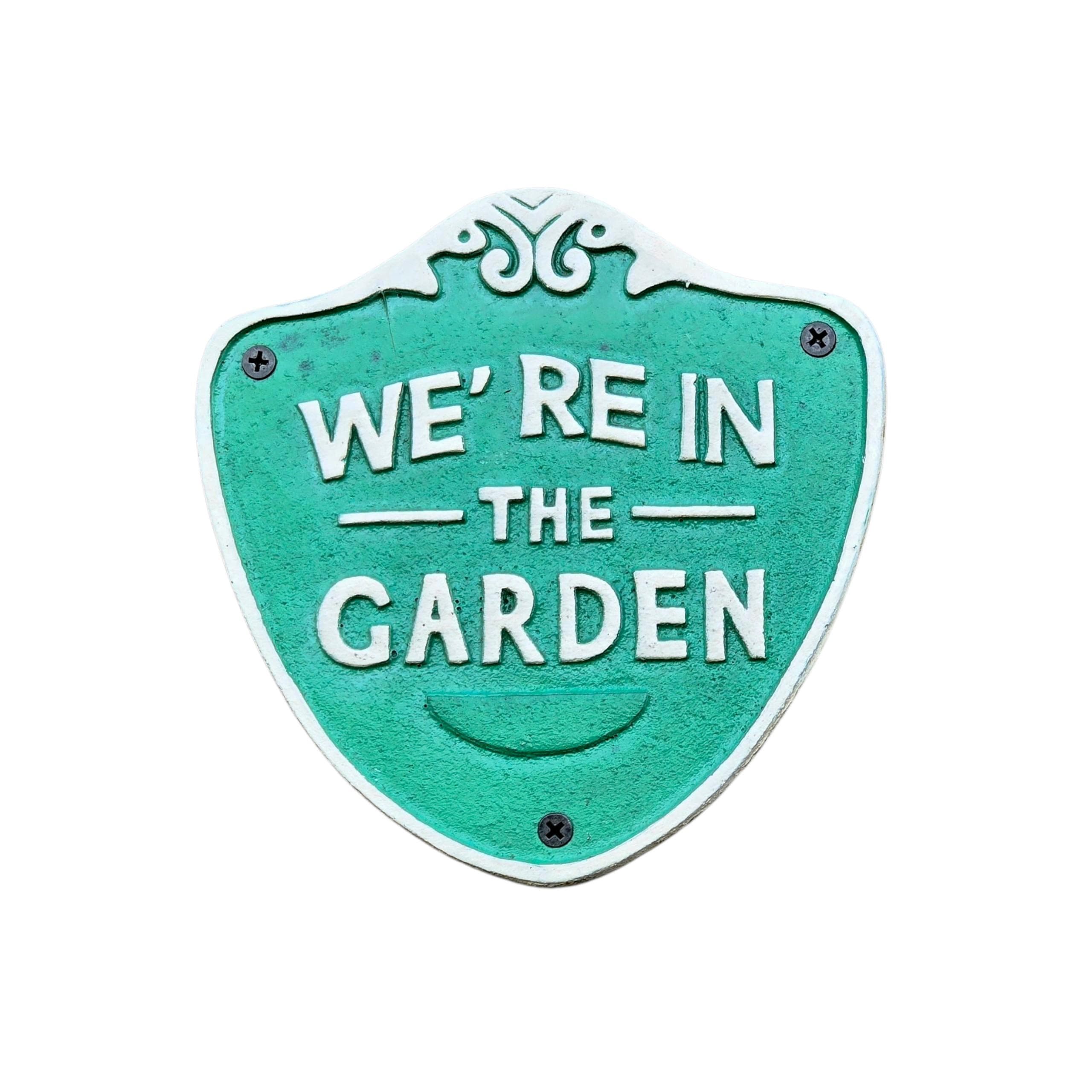 Cast Iron Garden Signs Set – Rustic Farmhouse Outdoor Decor, Welcoming Messages