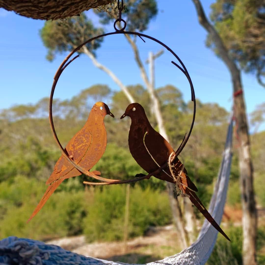 Rusted Metal Bird Wreath – Romantic Garden Decor, Rustic Wall Art (17" x 14")