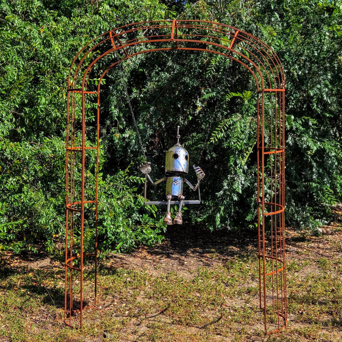 Rustic Metal Robot Swing Sculpture – Industrial Garden Art Hanging Robot Decor