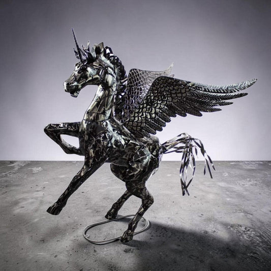 Large Metal Pegasus Sculpture – Winged Horse Garden Statue, Rustic Outdoor Art