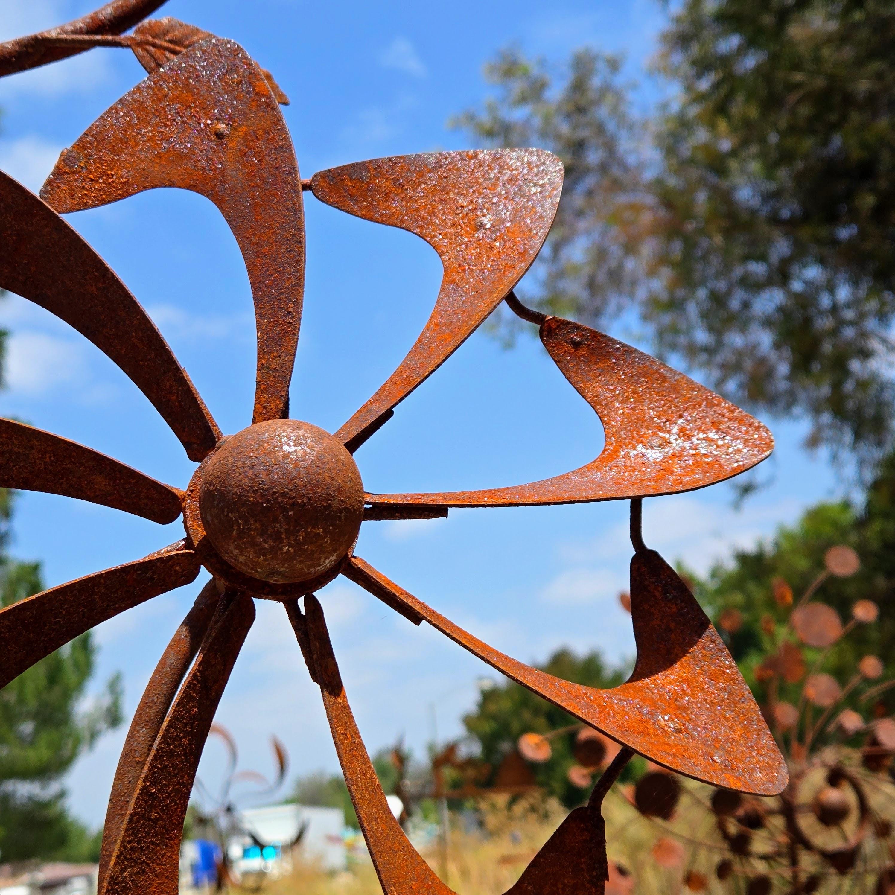 Rustic Metal Bird & Flower Wind Spinner: Weatherproof Garden Stake