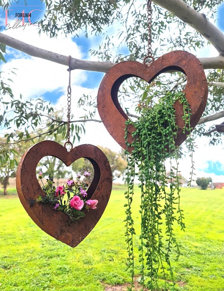Rusted-style hanging heart-shaped planter