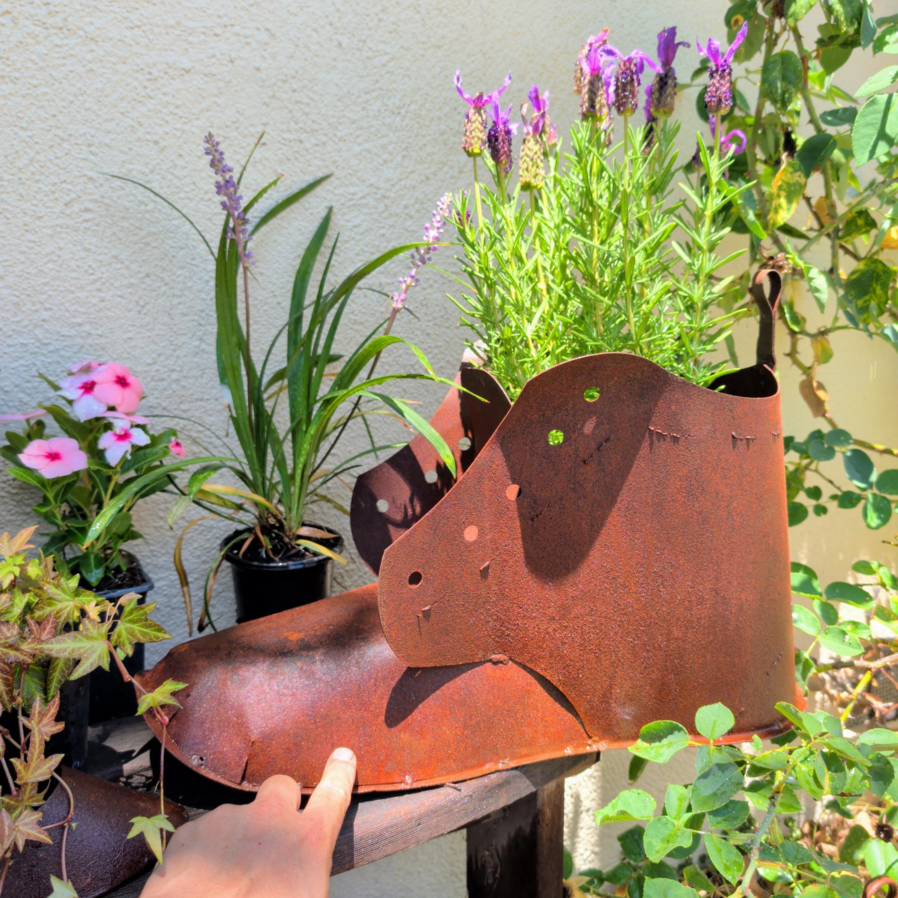 Rustic Metal Boot Planter – Vintage Farmhouse Garden Decor, Weathered Steel Outdoor Ornament
