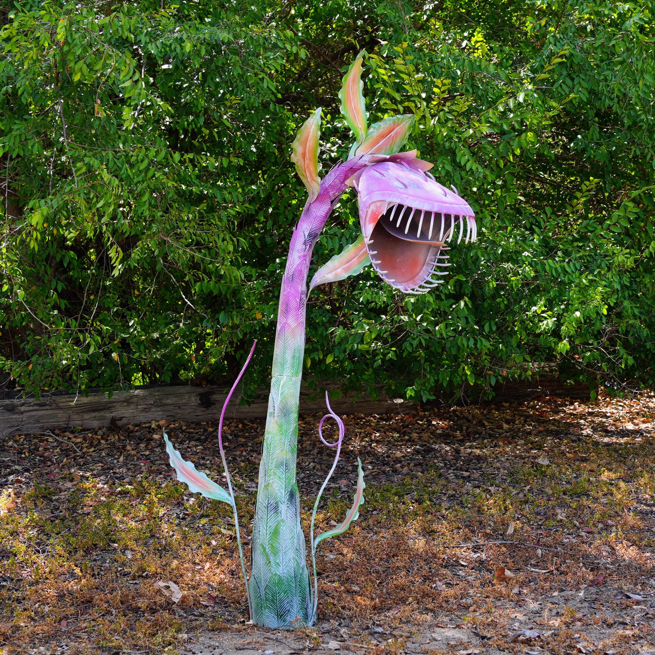 Large Metal Venus Flytrap Garden Sculpture
