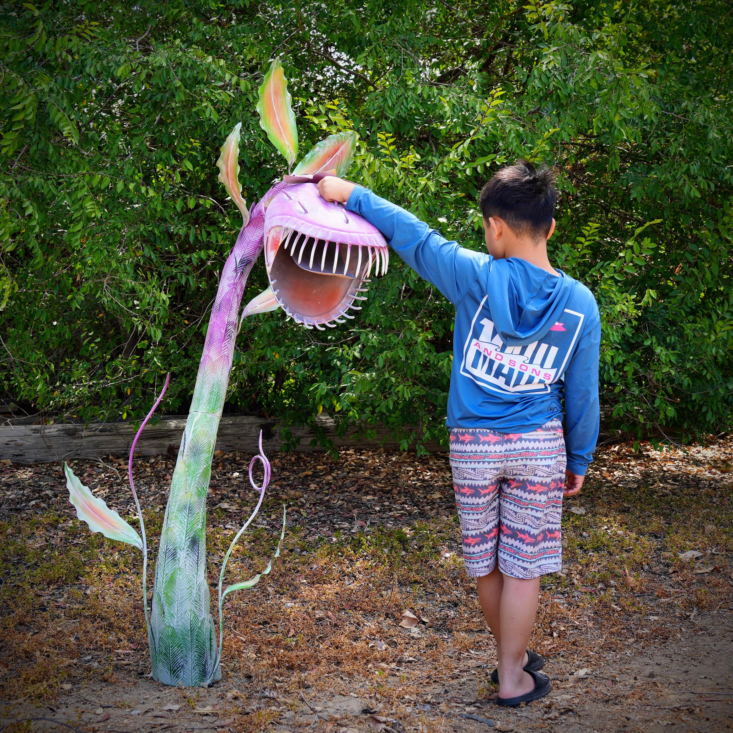 Large Metal Venus Flytrap Garden Sculpture