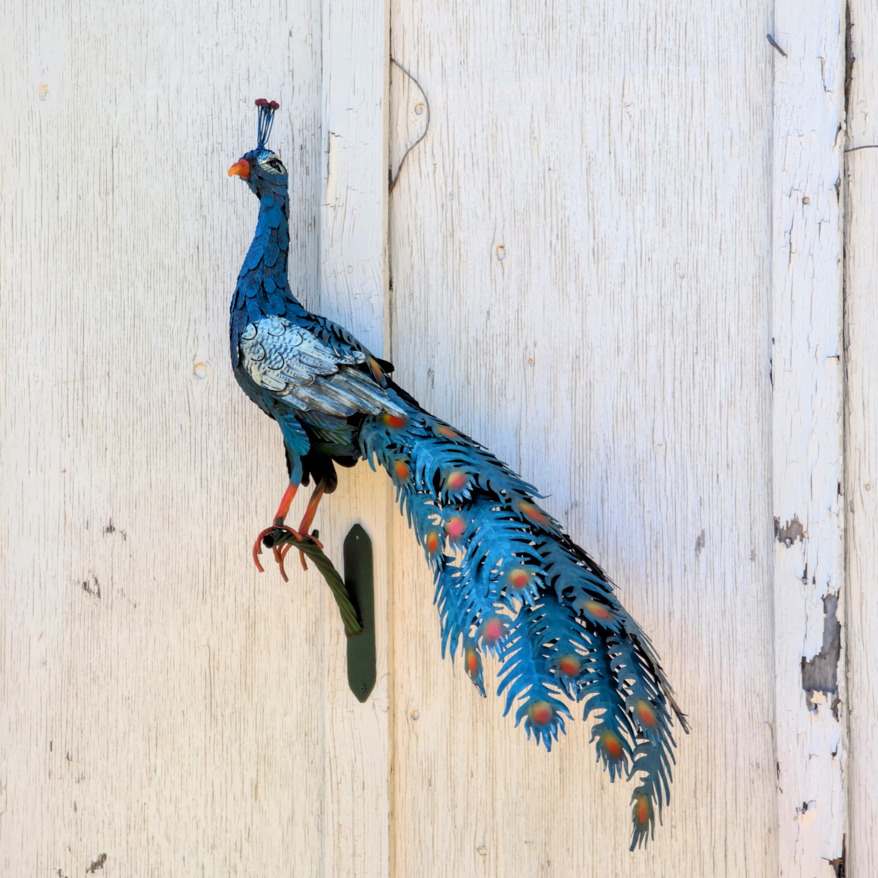 Metal Peacock Garden Sculpture Outdoor Yard Art Decorative Peacock Statue