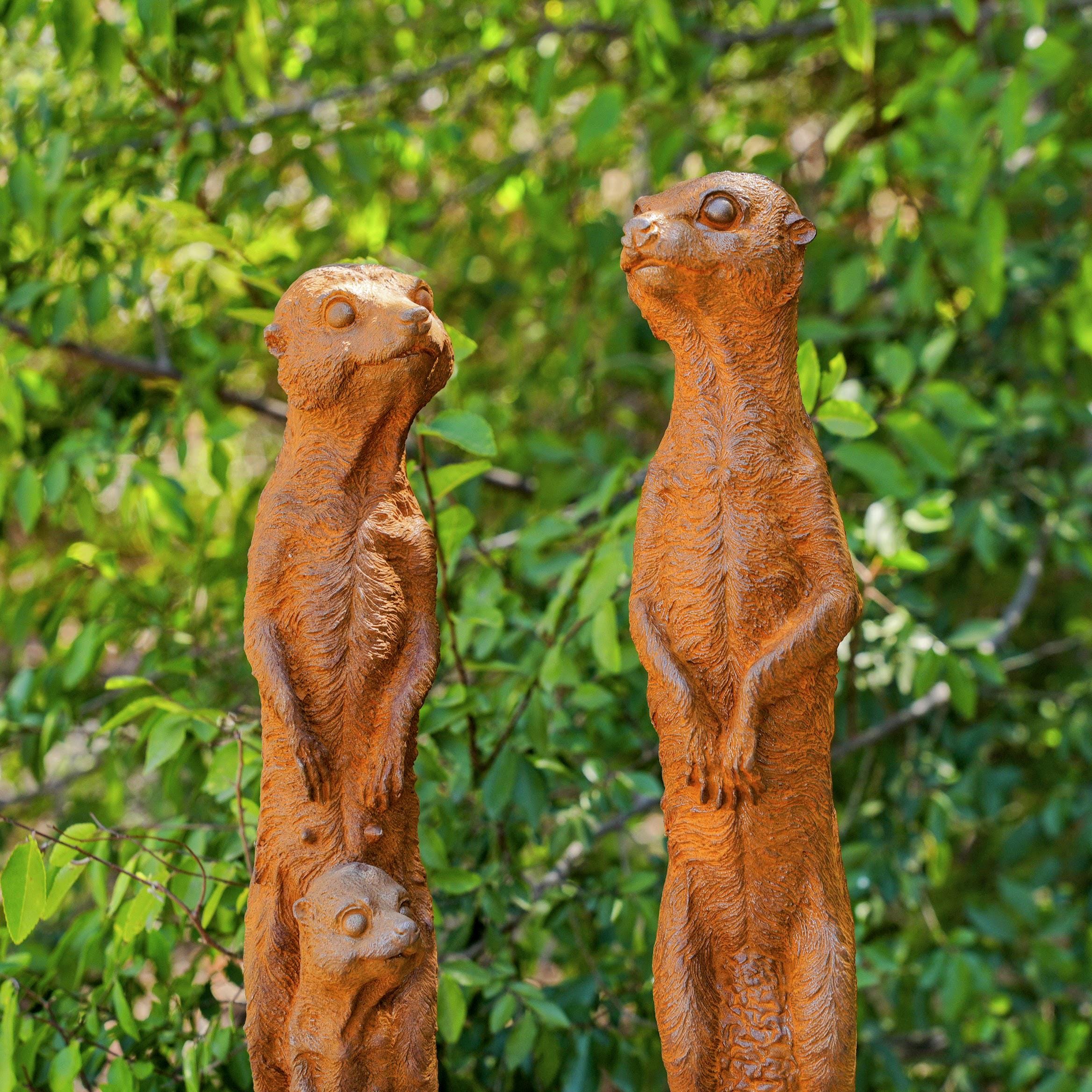 Cast Iron Mongoose Meerkat Statue – Rustic Animal Sculpture, Whimsical Garden Decor