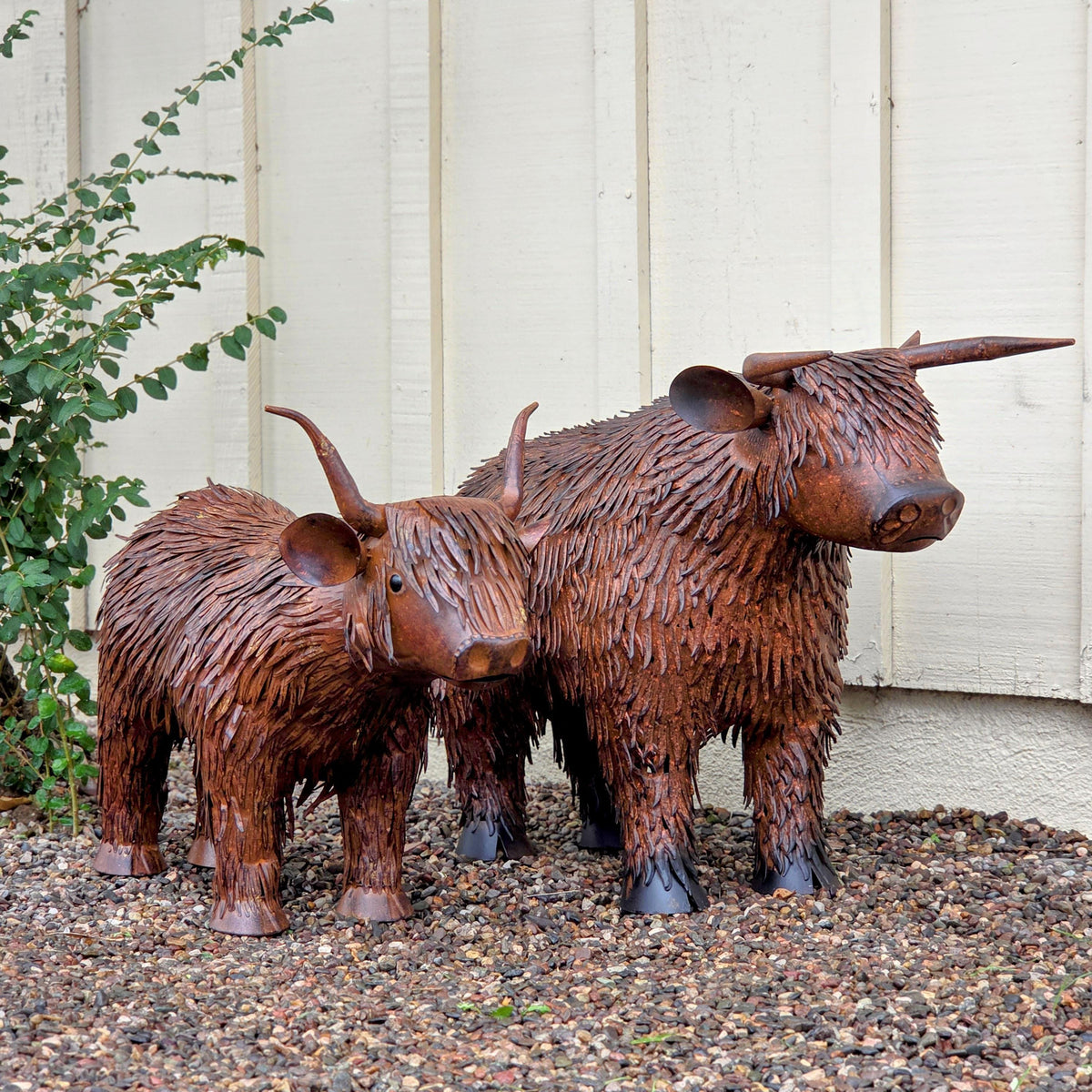 Medium Metal Garden Highland Cow