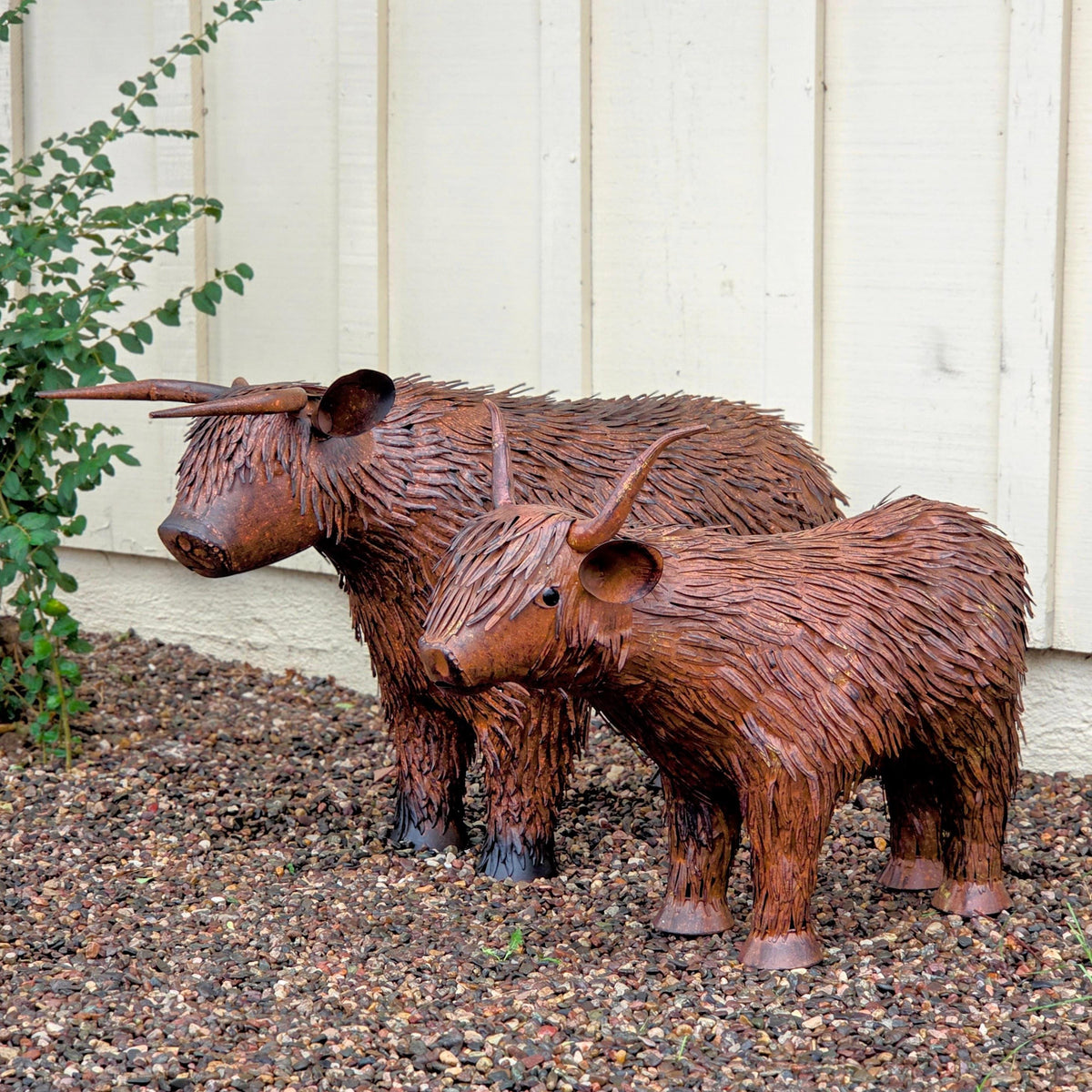 Medium Metal Garden Highland Cow