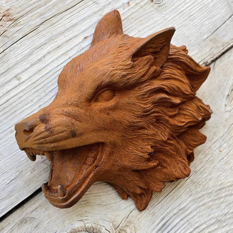Cast Iron Eagle Head Wall Decor Rustic Country Style Wolf Wall Hanging Sculptur