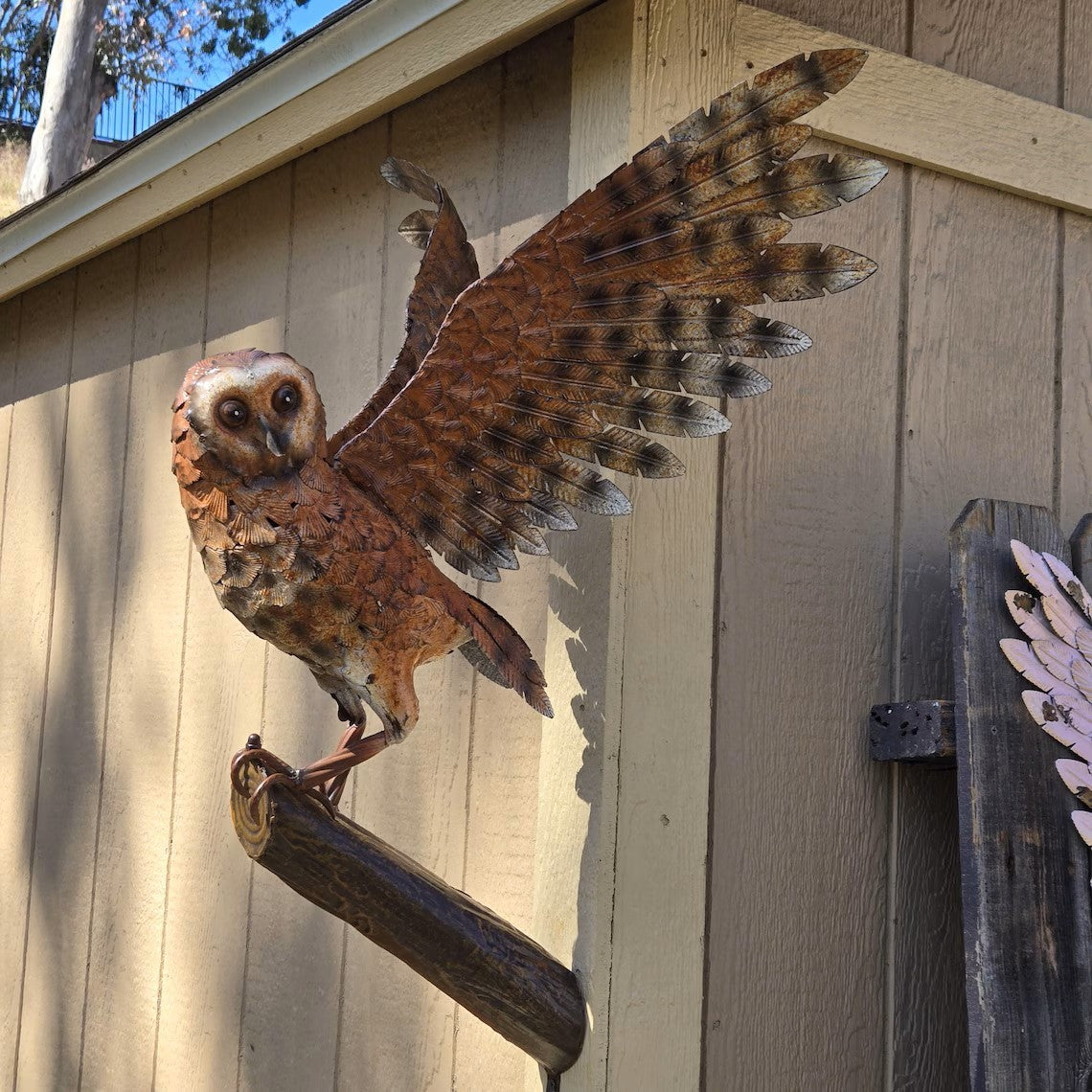 Metal Owl Wall Sculpture 21"x18" Handcrafted Outdoor Garden Art Decor for Yard
