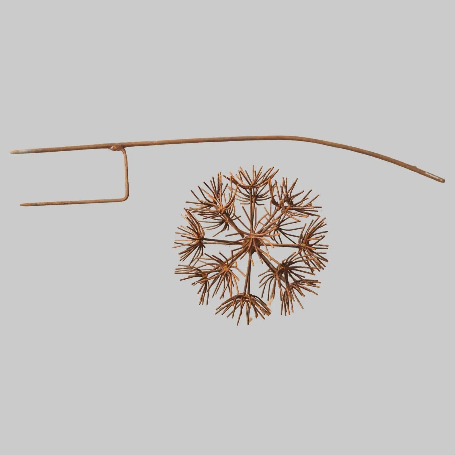 Rusty metal flower stake, garden gift - Set of 6 flowers