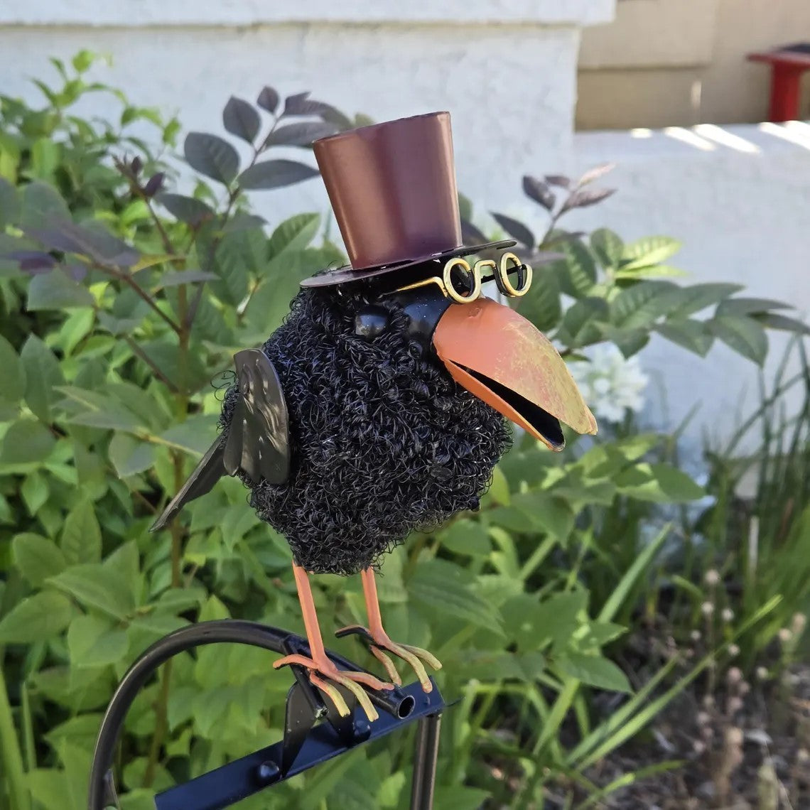 Metal Owl Cardinal Hummingbird Pink Pig Horse Crow Garden Balancing Rocker Stake