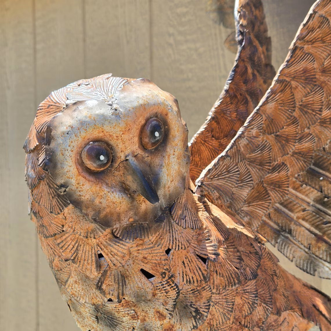 Metal Owl Wall Sculpture 21"x18" Handcrafted Outdoor Garden Art Decor for Yard