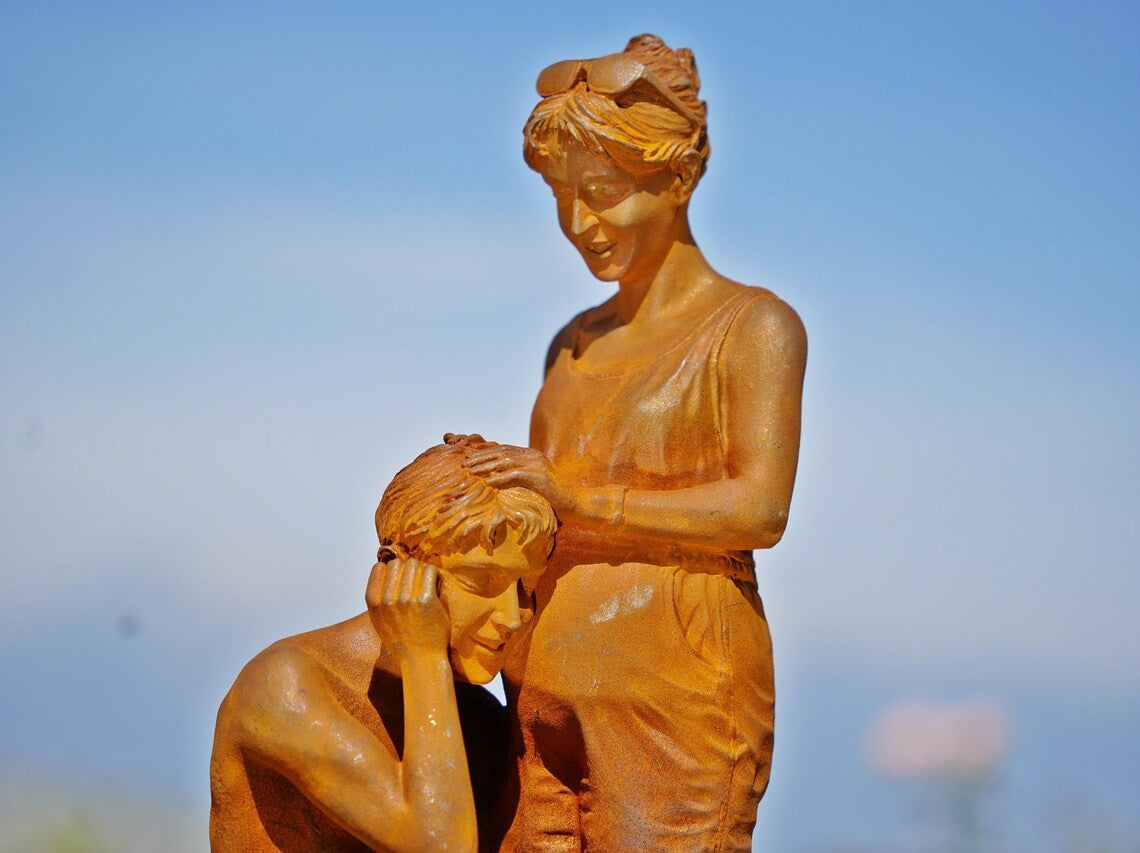 Metal Cast Iron Maternity Sculpture Expecting Couple Statue Handcrafted Pregnant