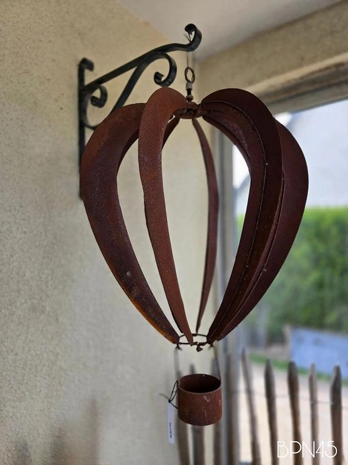 Rusty Metal Hot Air Balloon Wind Spinner: Hanging Garden Sculpture