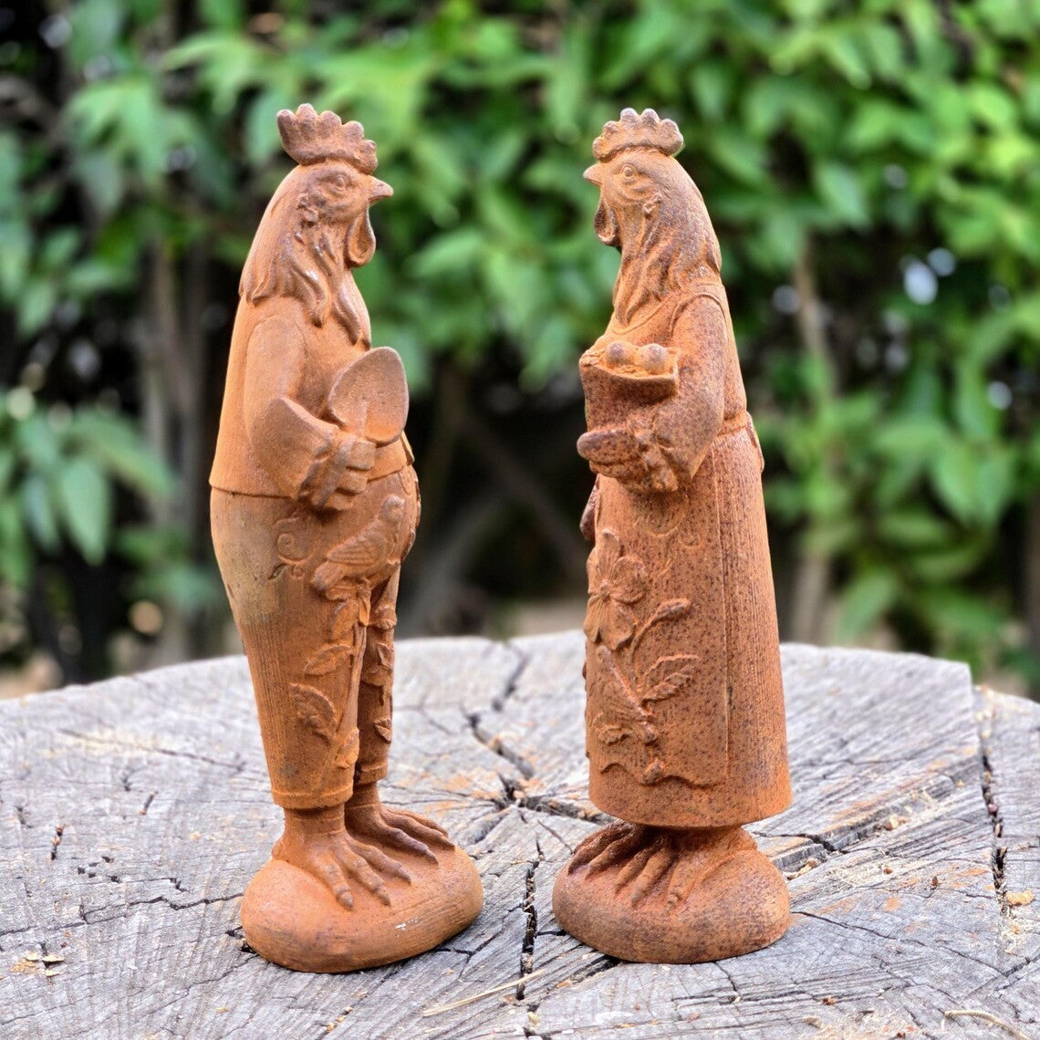 Cast Iron Rooster & Hen Couple – Rustic Farmhouse Chicken Statues
