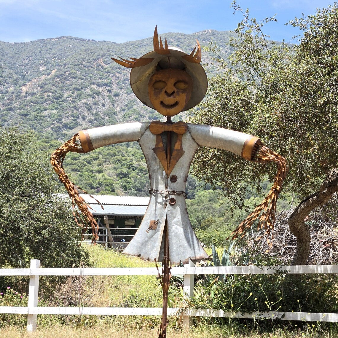 65" H Large Metal Garden Scarecrow Yard Art with Yarn Decor for Outdoor Fall