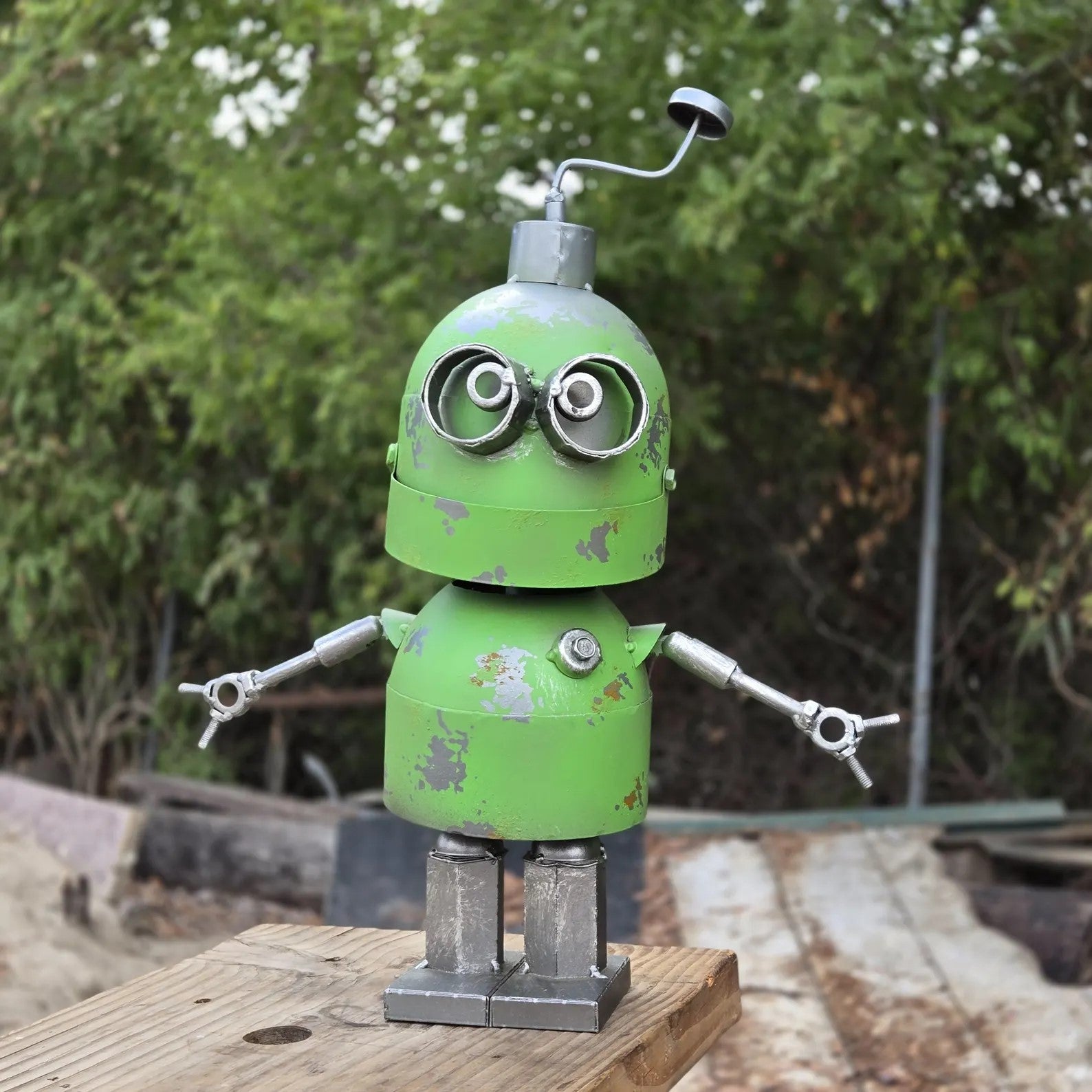 Vintage Metal Garden Robot | Retro Coffee Machine Sculpture | Minion Inspired