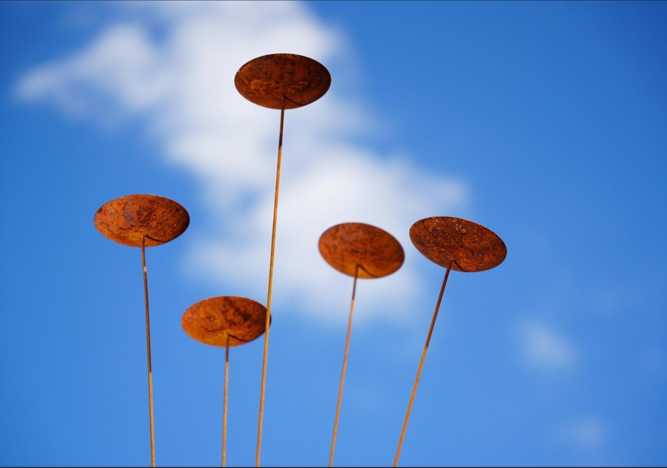 35" Tall Spinning Metal Kinetic Sculpture Wind-Activated Garden Art for Hypnot