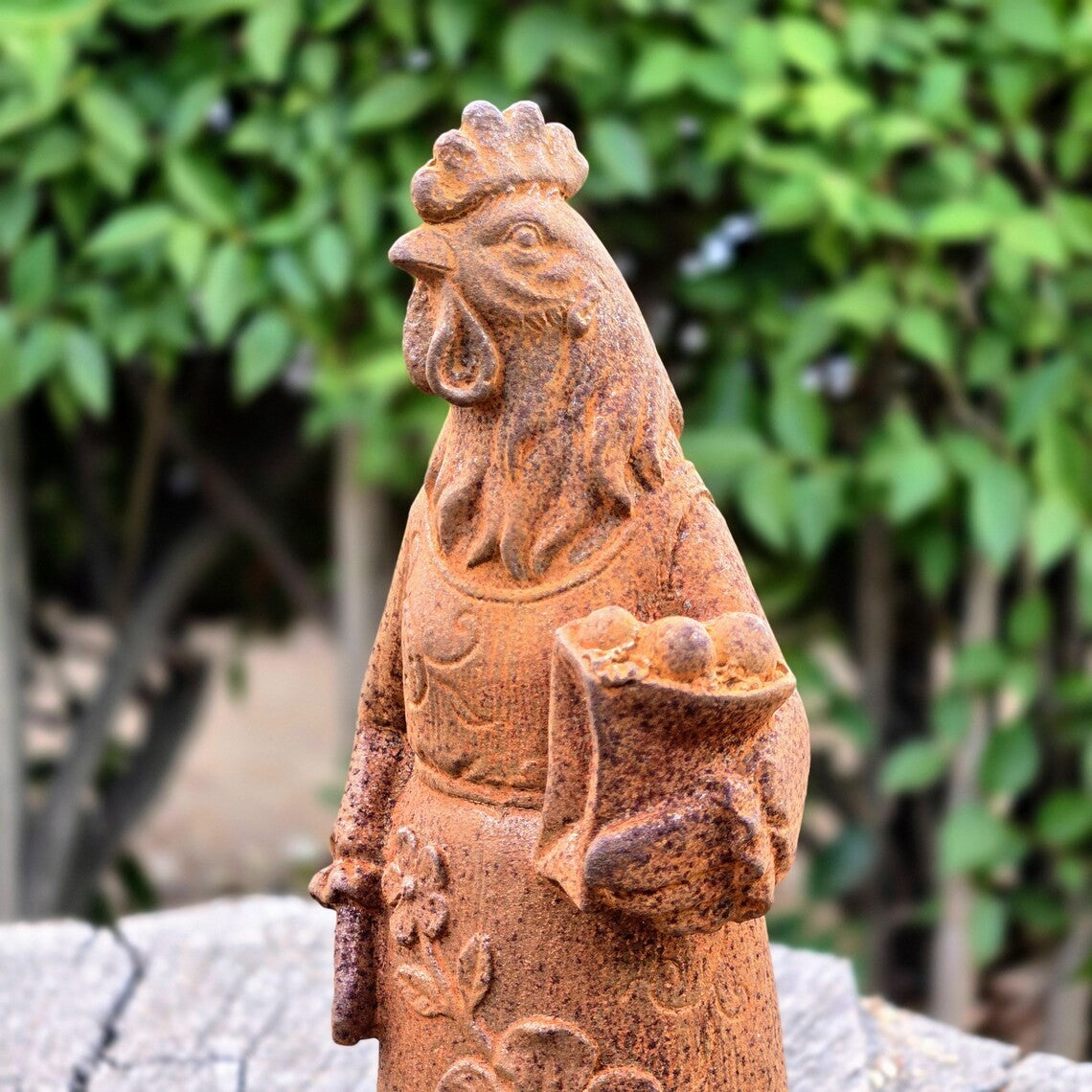 Cast Iron Rooster & Hen Couple – Rustic Farmhouse Chicken Statues