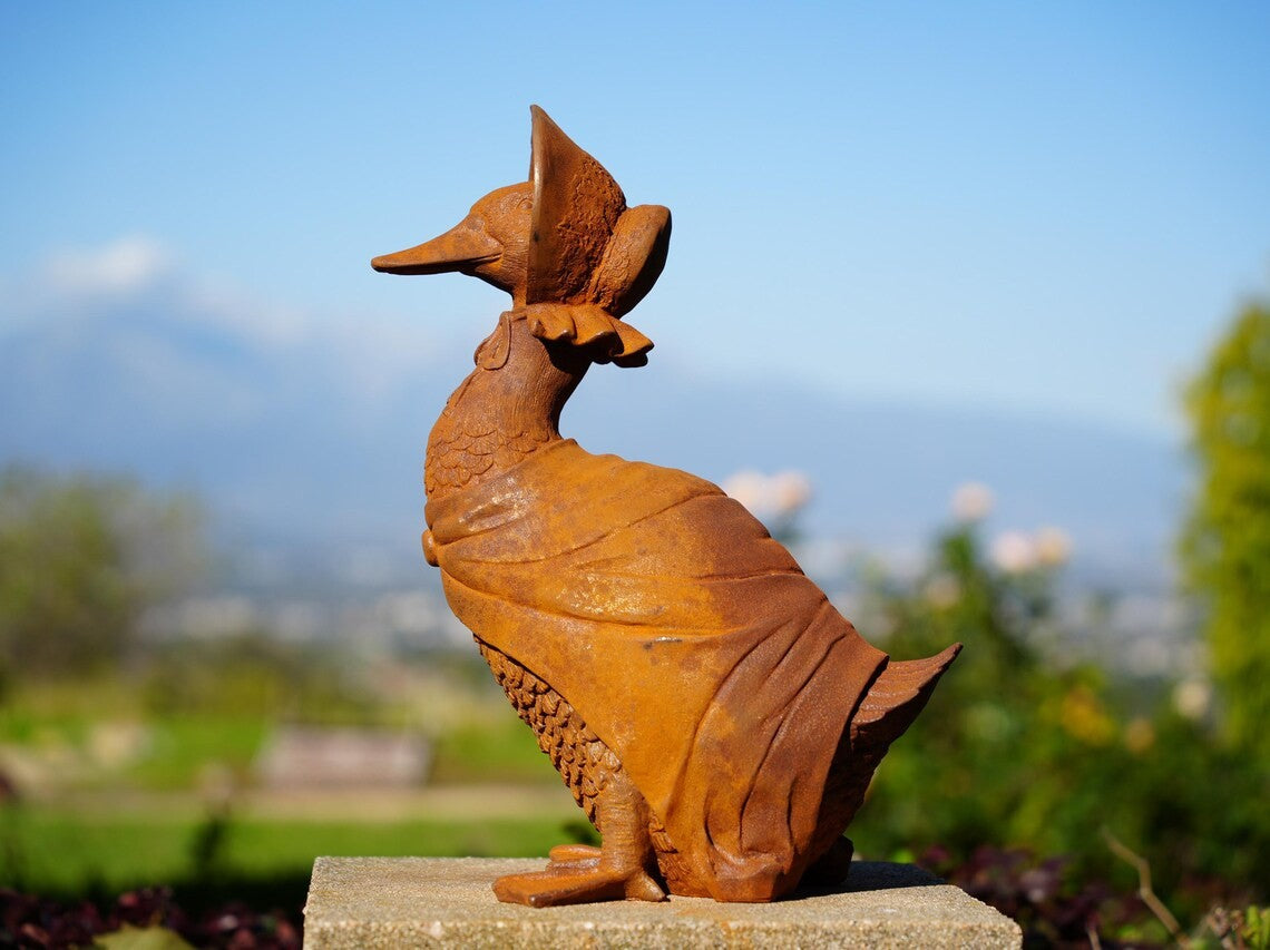 Metal Mrs. Duck Cast Iron Sculpture – Victorian Garden Lady Duck with Bonnet
