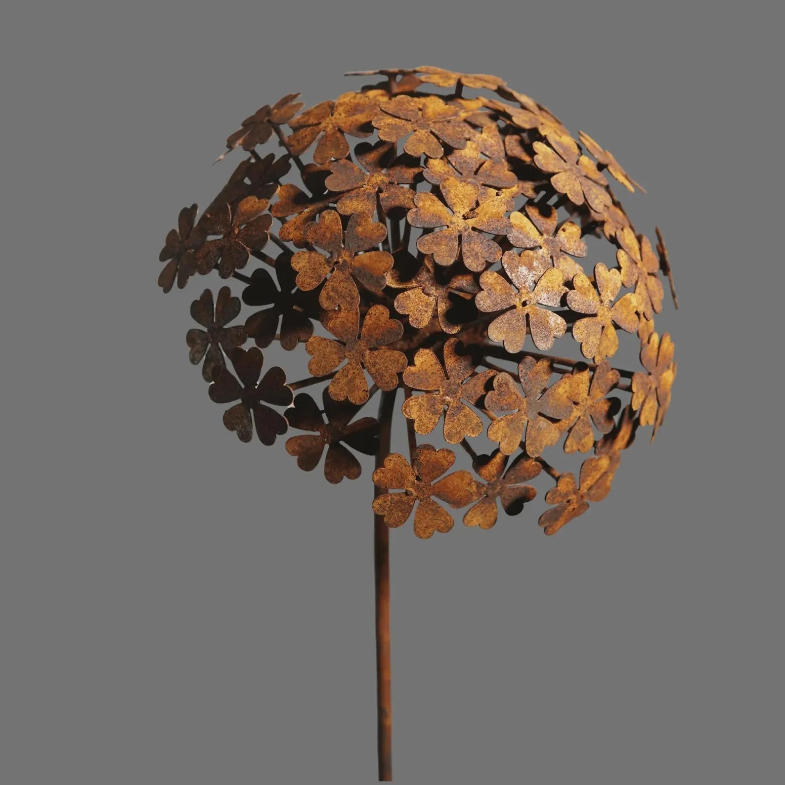 Rusty metal flower stake, garden gift - Set of 6 flowers