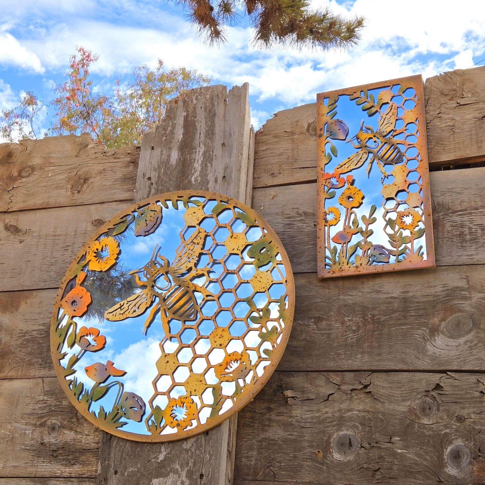 Rustic Metal Bee Wall Decor: Patina Finish, Handcrafted Iron Art Home Mirror