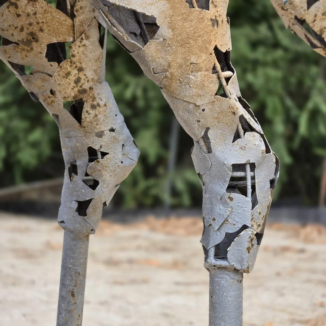 Metal Jumping Fox Garden Sculpture – Rustic Iron Animal Art, Outdoor Yard Decor