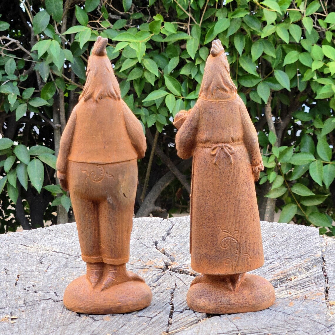 Cast Iron Rooster & Hen Couple – Rustic Farmhouse Chicken Statues